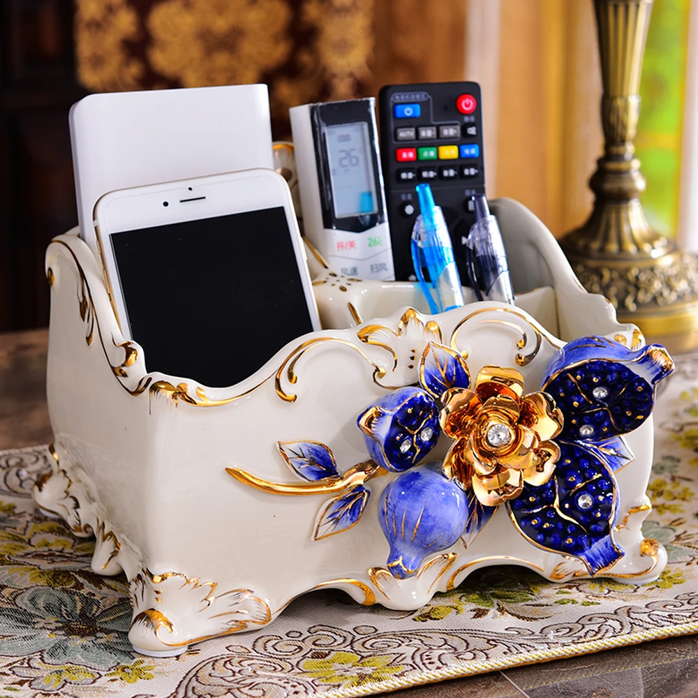 Поместите пульт дистанционного управления в коробку Расположите телевизор