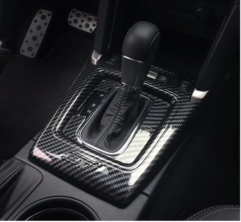 Углеродного волокна шестерни Цельнокройное Украшенные Крышка для Subaru Forester 2013 14 15 16 17 AA479