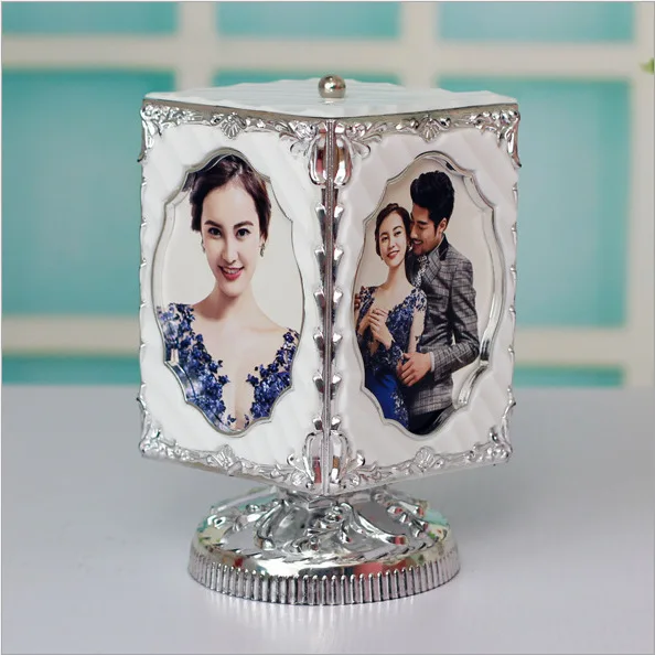 

Creative Rotating Music Photo Frame European Style Wedding Pictures Display Frame Vintage Home Director