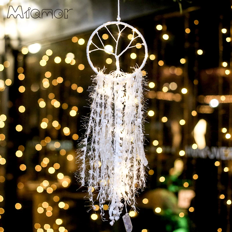 

Handmade White Lace Dream Catcher Net With White Feathers Tree Of Life Wedding & Bar & Home Wall Hanging Dreamcatcher AMOR0130