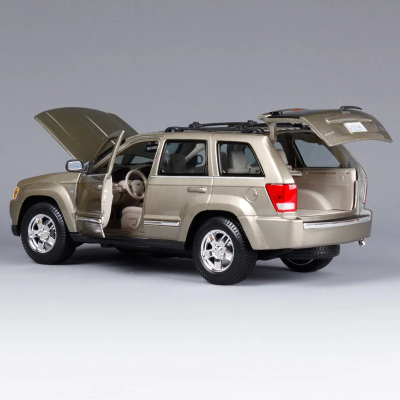 Maisto 1:18 2005 jeep grand cherokee Хаки Синий Модель автомобиля Большой игрушечный джип модель