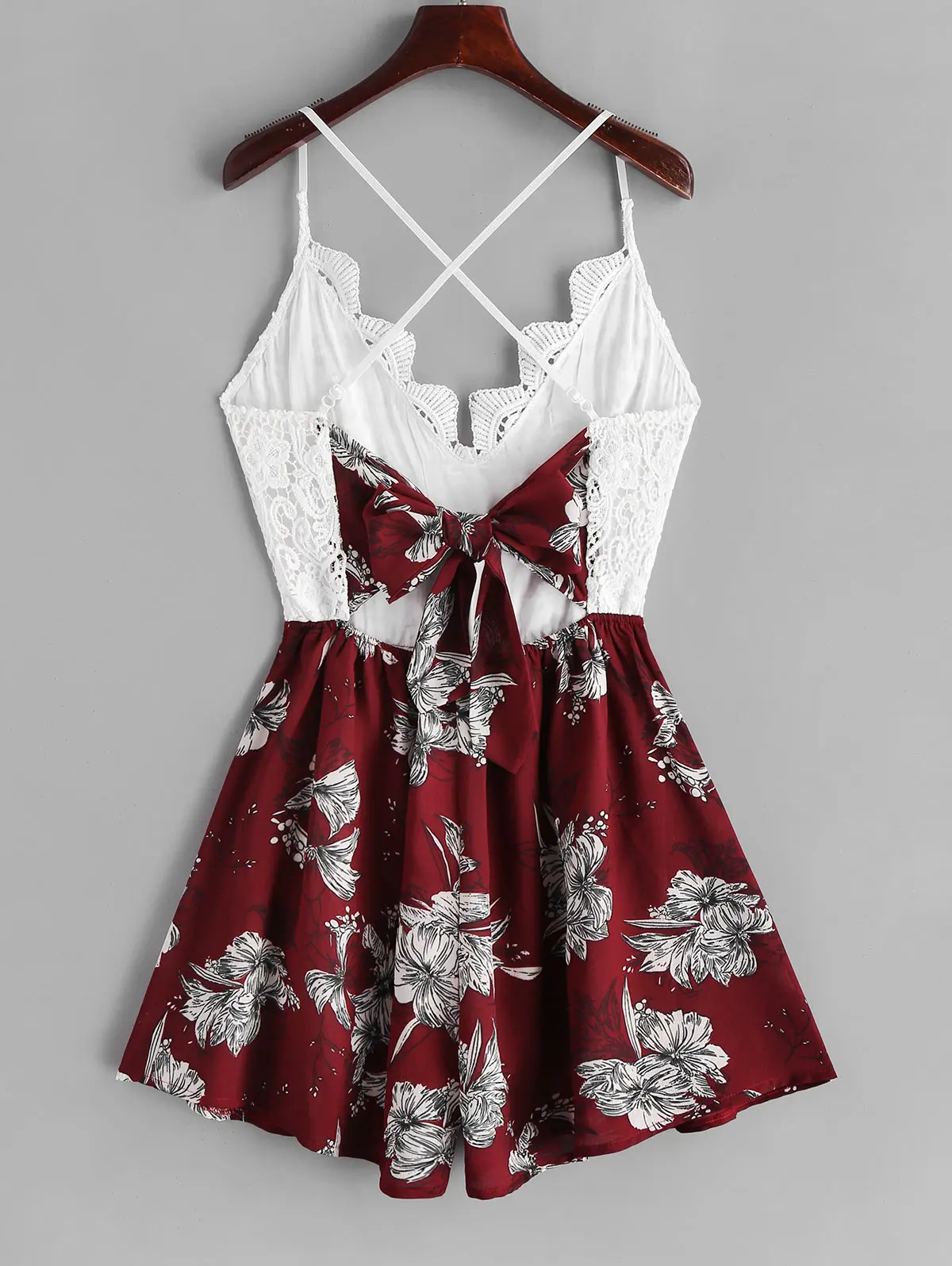 ZAFUL комбинезоны завязанные на спине кружевные панели Цветочные Cami Romper без рукавов крест-накрест повседневные женские сексуальные спагетти ремень Боди
