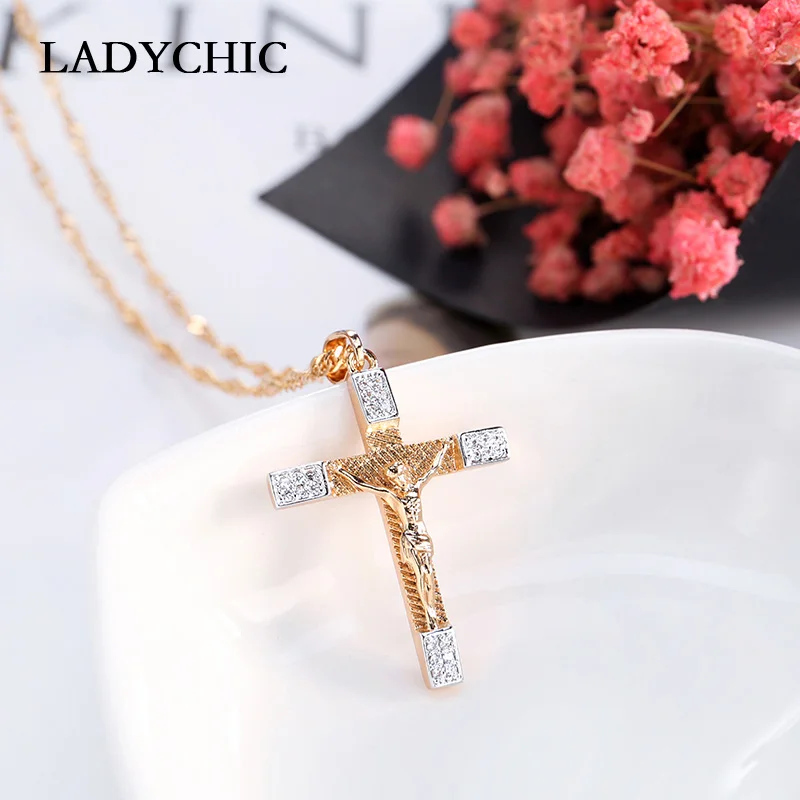 LADYCHIC Золотой Цвет кубический цирконий сплав крест-подвеска ожерелье женский шарм кристалл христианские ожерелья для верующих(с изображением Иисуса) Ювелирные изделия LN1059