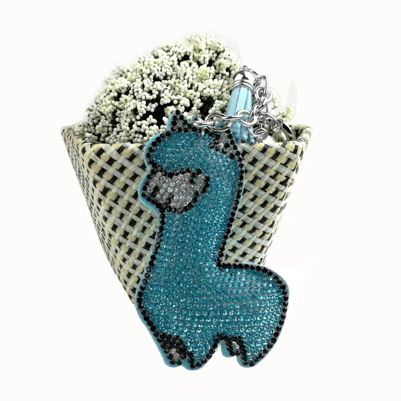 Милая подвеска для ключей альпака с горячим креплением страз, кристальный животный брелок для сумок-аксессуаров, подвеска для ключей, ювелирные изделия.