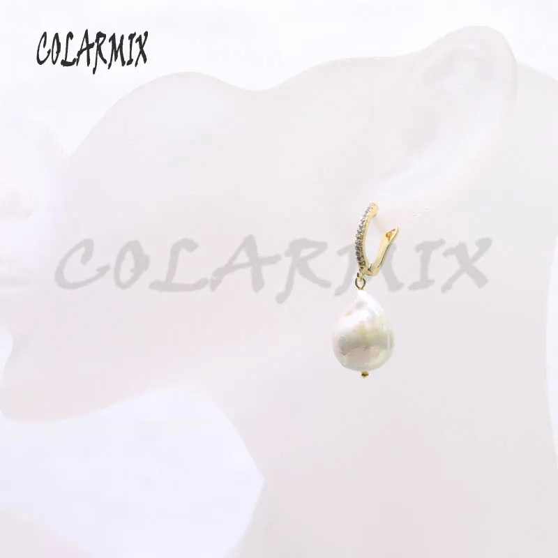 Серьги с натуральным жемчугом серьги крючками модные подарок для леди