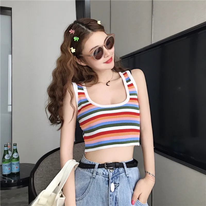 Женская летняя майка с открытой спиной и радужной полосой | одежда