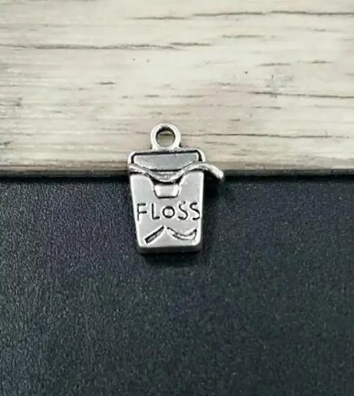 Зубная гигиеническая нить/зубная щетка/зубная паста/Зубная фея и зуб Подвески