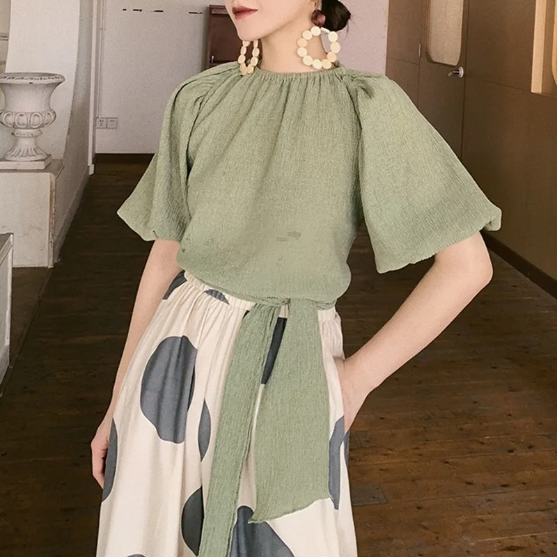 green TWOTWINSTYLE летняя рубашка с открытой спиной для женщин с круглым вырезом и пышными рукавами на шнуровке шифоновая блузка женская модная одежда корейская - Цвет: green