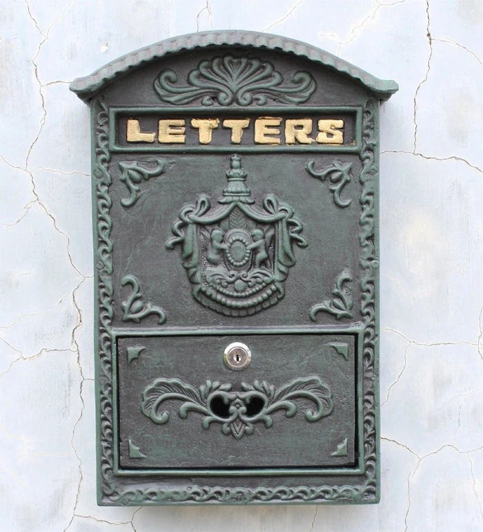 

Antique Wall Mounted Cast Iron Mailbox Postbox Mail Box Wall Mount Metal Post Letters Box Garden Yard Patio Lawn Outdoor Art