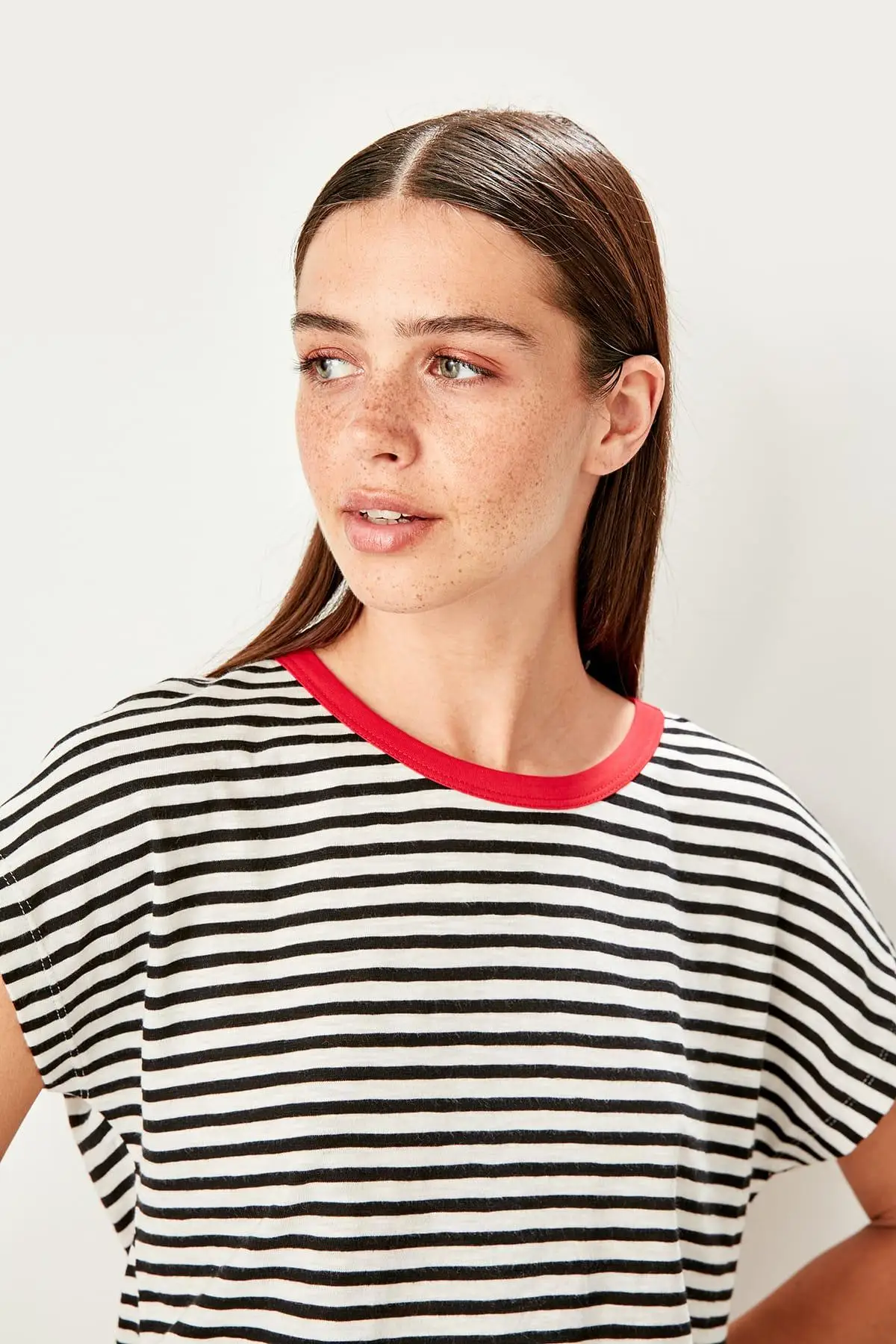 Trendyol Черные Полосатые Базовые Трикотажные футболки TWOSS19TS0307|Футболки| |