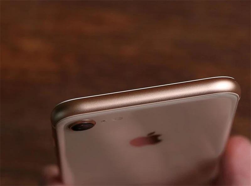 Apple iPhone 8, 4,7 дюймов, шестиядерный процессор, 2 Гб ОЗУ, 64 Гб ПЗУ, камера 12 МП и 7 мп, 1821 мАч, iOS LTE, отпечаток пальца, сенсорный ID, мобильный телефон