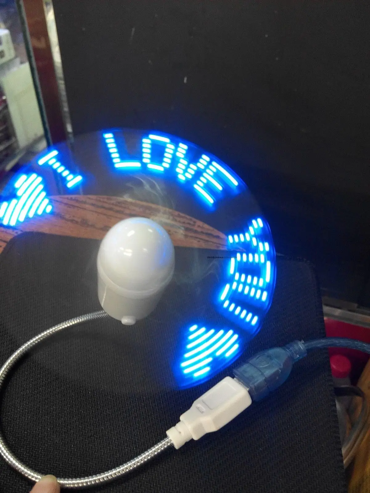 

Blue Durable Adjustable USB Gadget Mini Flexible LED Light USB Fan Time Clock Desktop Clock Cool Gadget Time Display