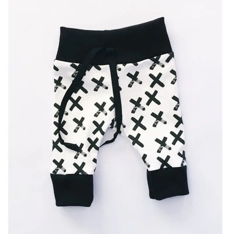 Комплект одежды для новорожденных мальчиков и девочек футболка с принтом в