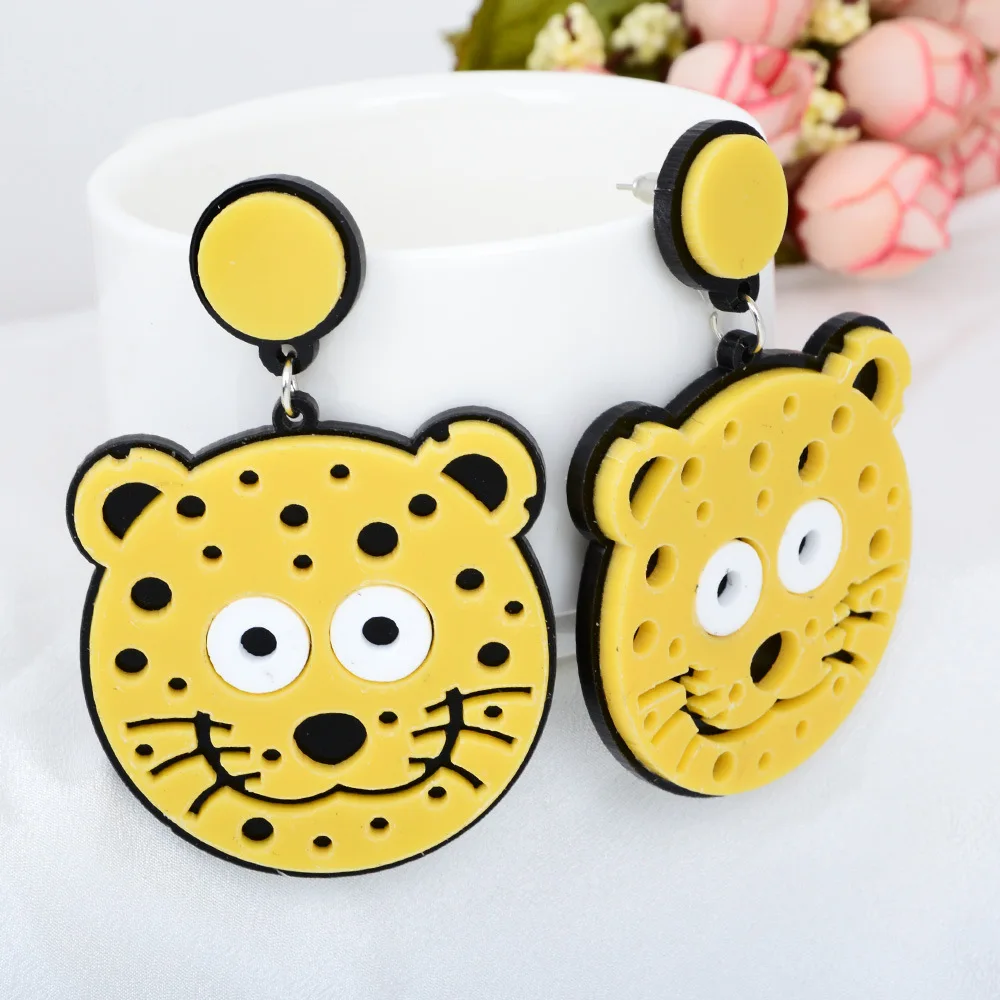 Creative design Stud Earings Fashion Jewelry Cute yellow tiger shape Trendy Women Earrings Gifts Wholesale |