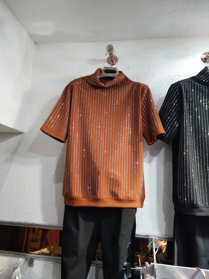 Размера плюс 4XL Весенняя мода Хай-стрит Стиль Для женщин Стразы блестками blingin' с высоким, плотно облегающим шею воротником, футболка, пуловеры, футболки