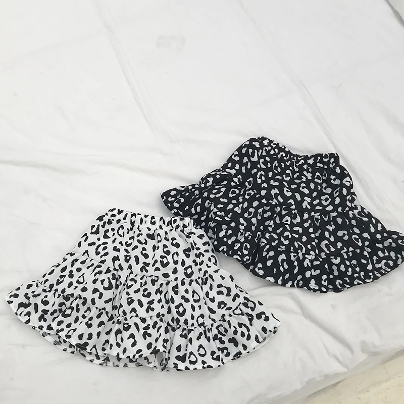 Одежда для маленьких девочек черный и белый цвета юбка в крапинку мягкие