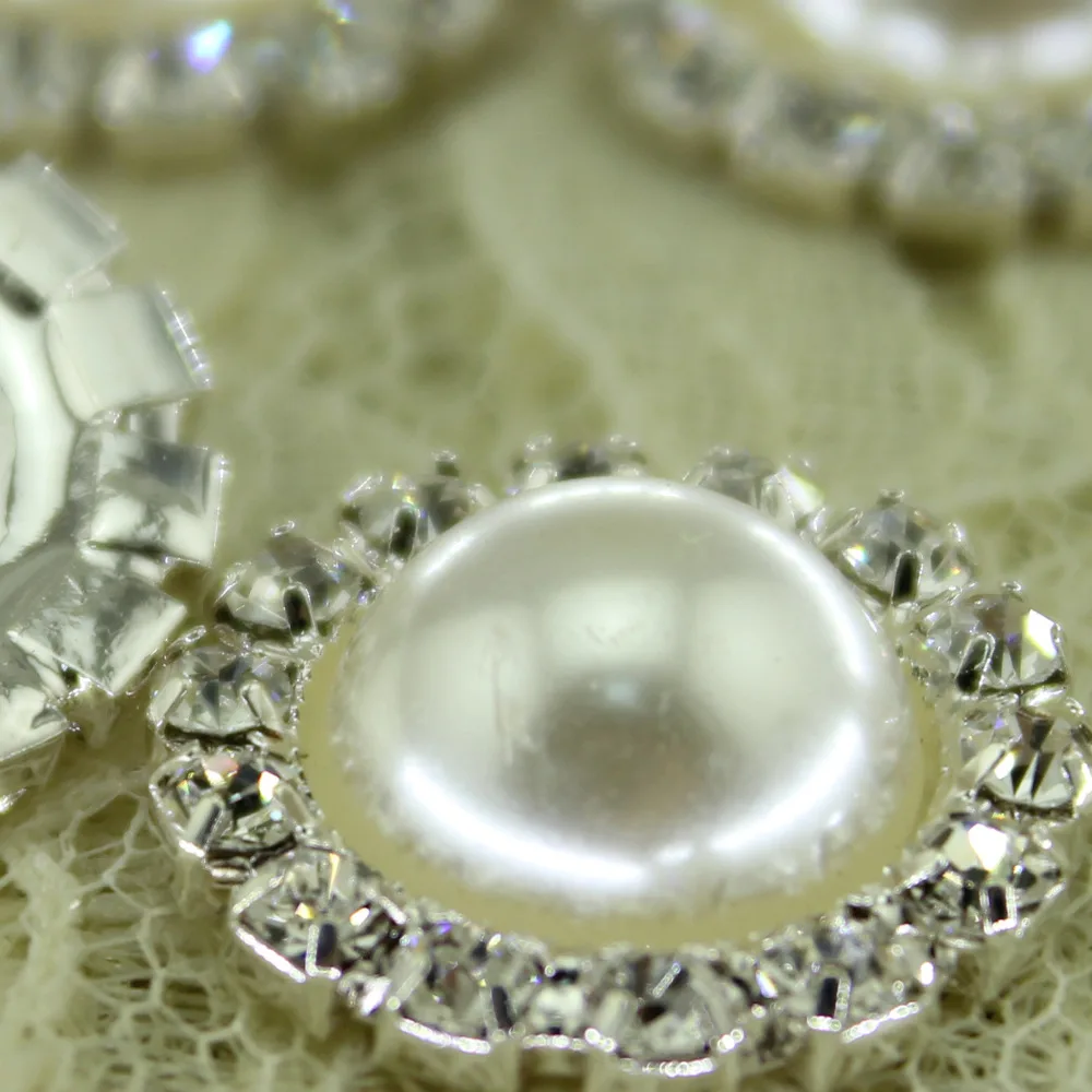 Горячая продажа Красивая пуговица с жемчужиной и стразами цвета слоновой кости 30