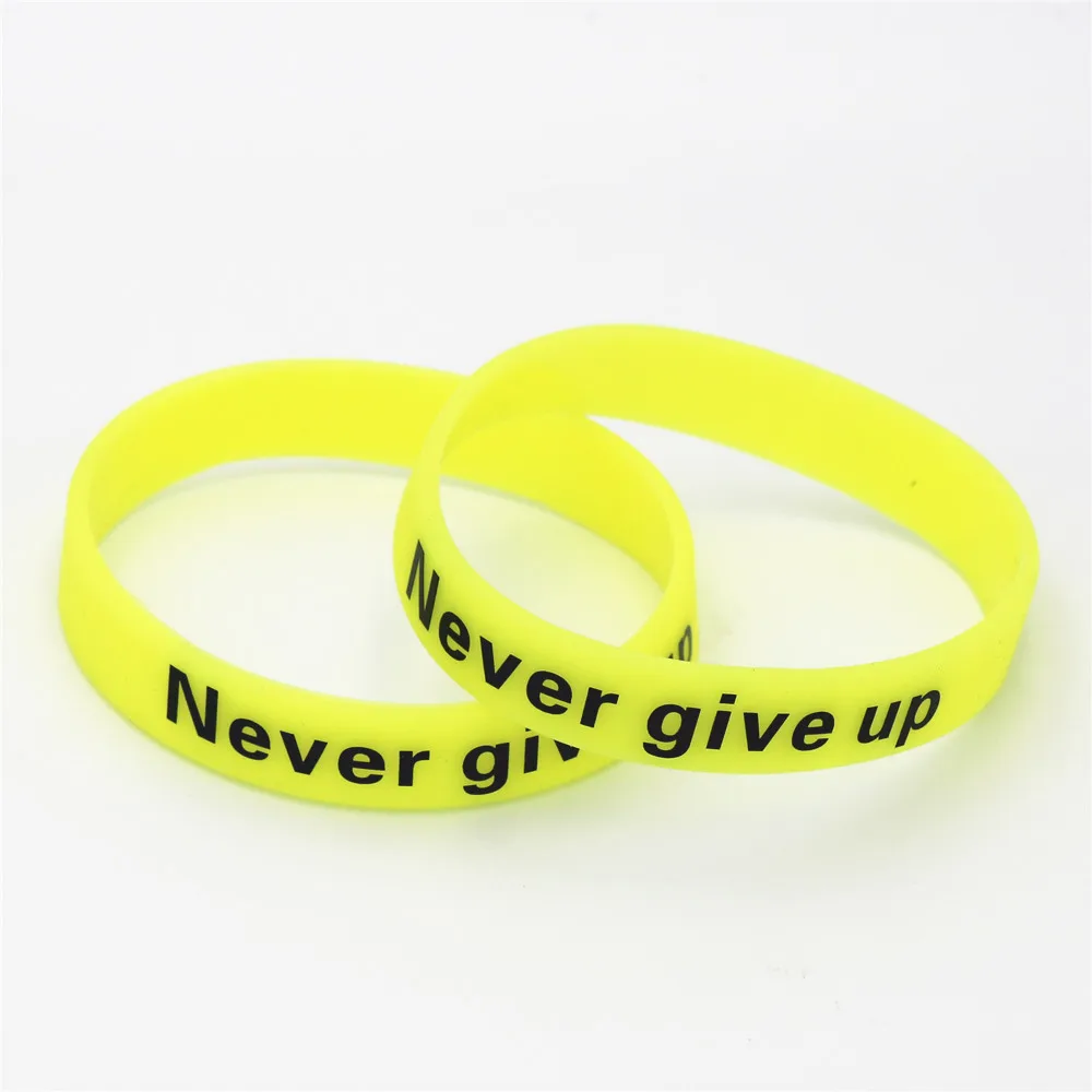 

LUKENI 1PC Yellow Glow in Dark Hologram Sports Never Give Up Bracelets& Bangles Luminous Silicone Wristbands Cuff Gifts SH095Y