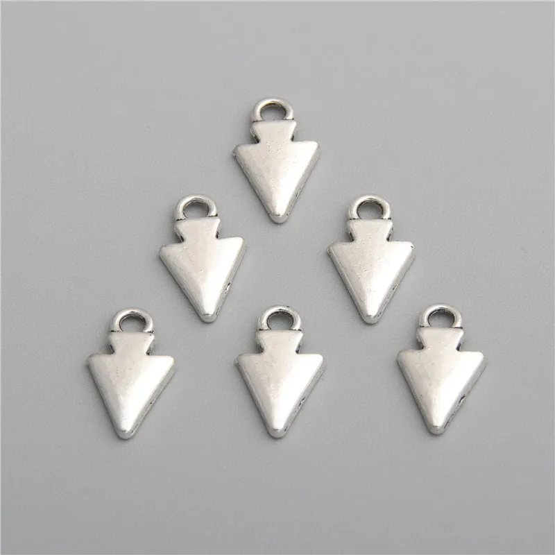 20pcs Retro Silver Color Zinc Alloy Triangle Charms Pendants For DIY Jewelry Bracelet Accessories A2769 | Украшения и аксессуары