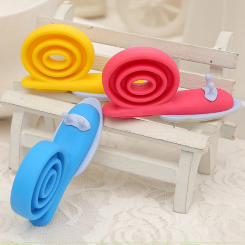 

Safety Doorways New 3pcs Cute Cartoon Snail Silicone Wedge Doorstops Stopper Children Baby Safety Protector Doorway Gates