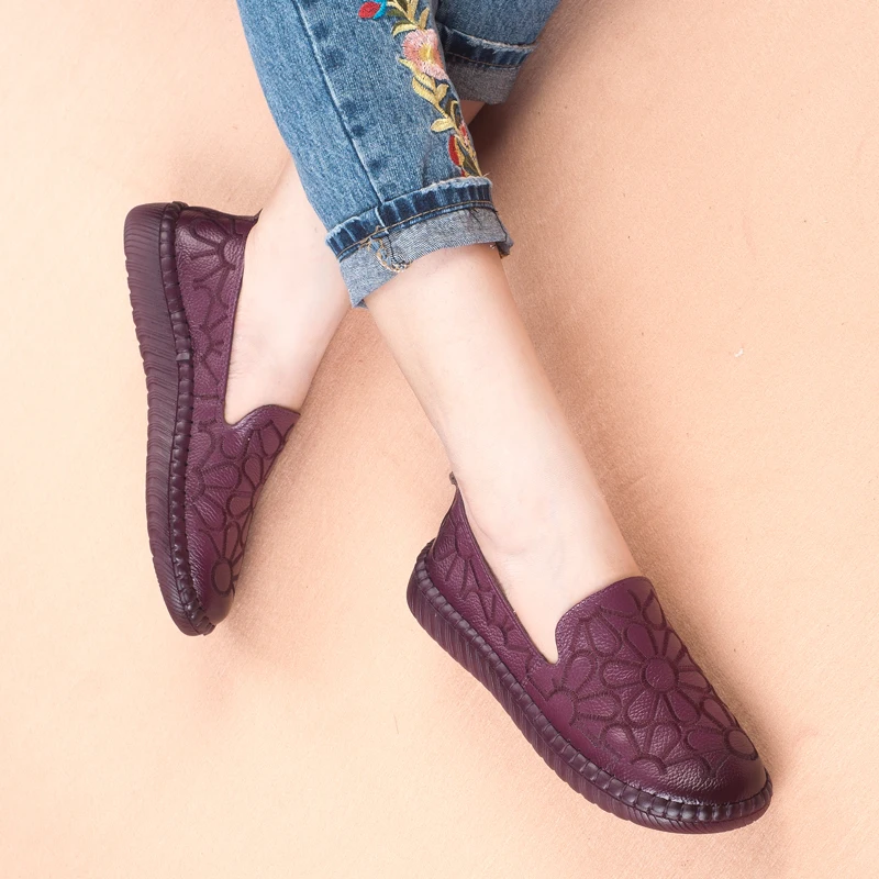 GKTINOO Casual Genuine Leather Flat Shoe Flower Slip On Driving Shoe Female Moccasins Embroider Flats Lady Pregnant Women Shoes