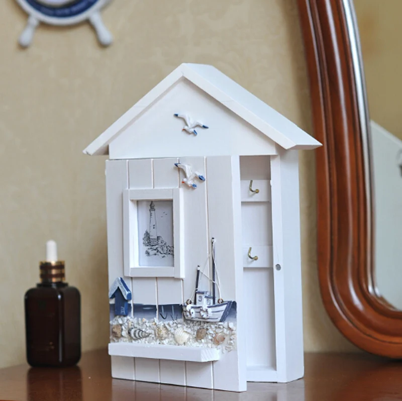 

Hot Sell New Mediterranean Style Home Furnishing Wooden Key Box home decoration accessories Mediterranean style Decor
