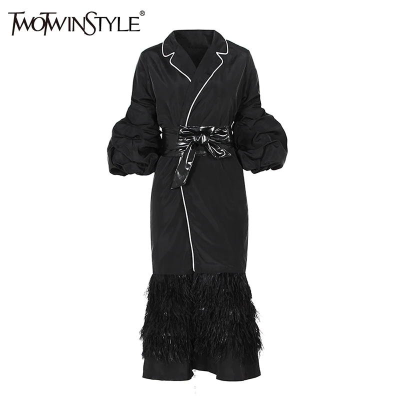 Ветровка TWOTWINSTYLE с перьями рукавом-фонариком из искусственной кожи высокой