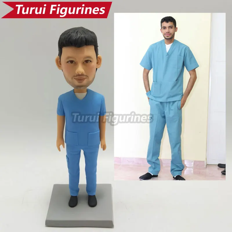 Статуэтка из полимерной глины Doctor мини статуэтка ручной работы фотографий с