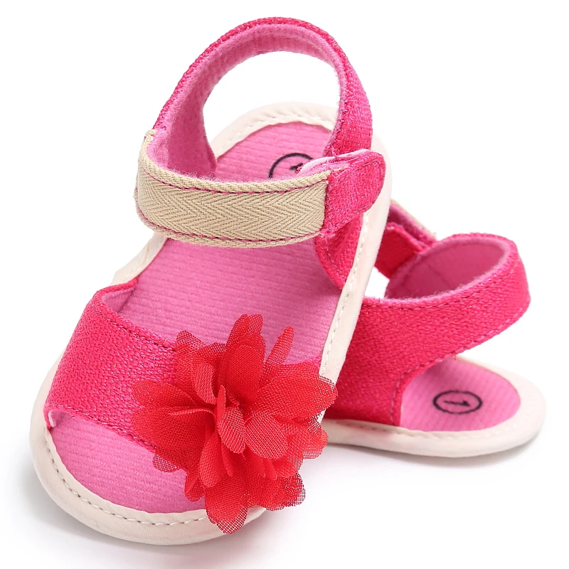 Новинка 2017 года босоножки для маленьких девочек Летняя обувь с цветочным
