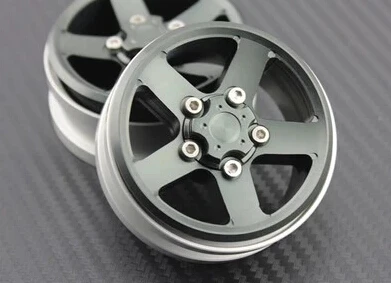 1 9 прессованные металлические колеса подъемный автомобиль установленный на