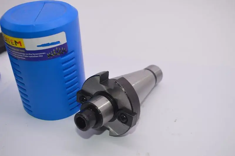 

FREE SHIPPING NT40-FMB32 FOR BAP400R-100//EMR-100-32/ RAP / TRS100/ KM12-100