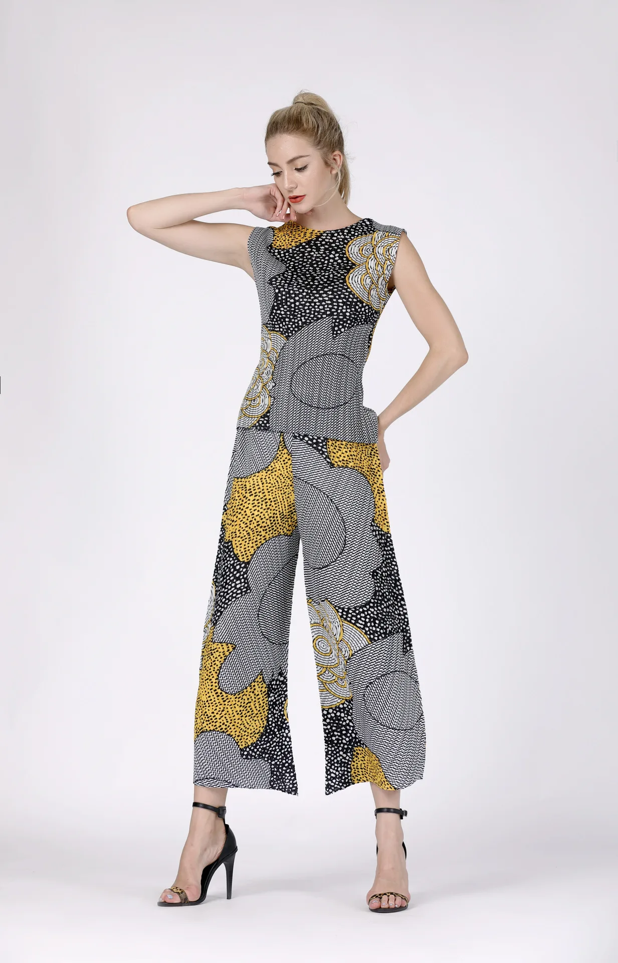Changpleat летние новые женские комплекты с цифровой печатью Miyak плиссированная модная футболка+ широкие штаны большие эластичные костюмы
