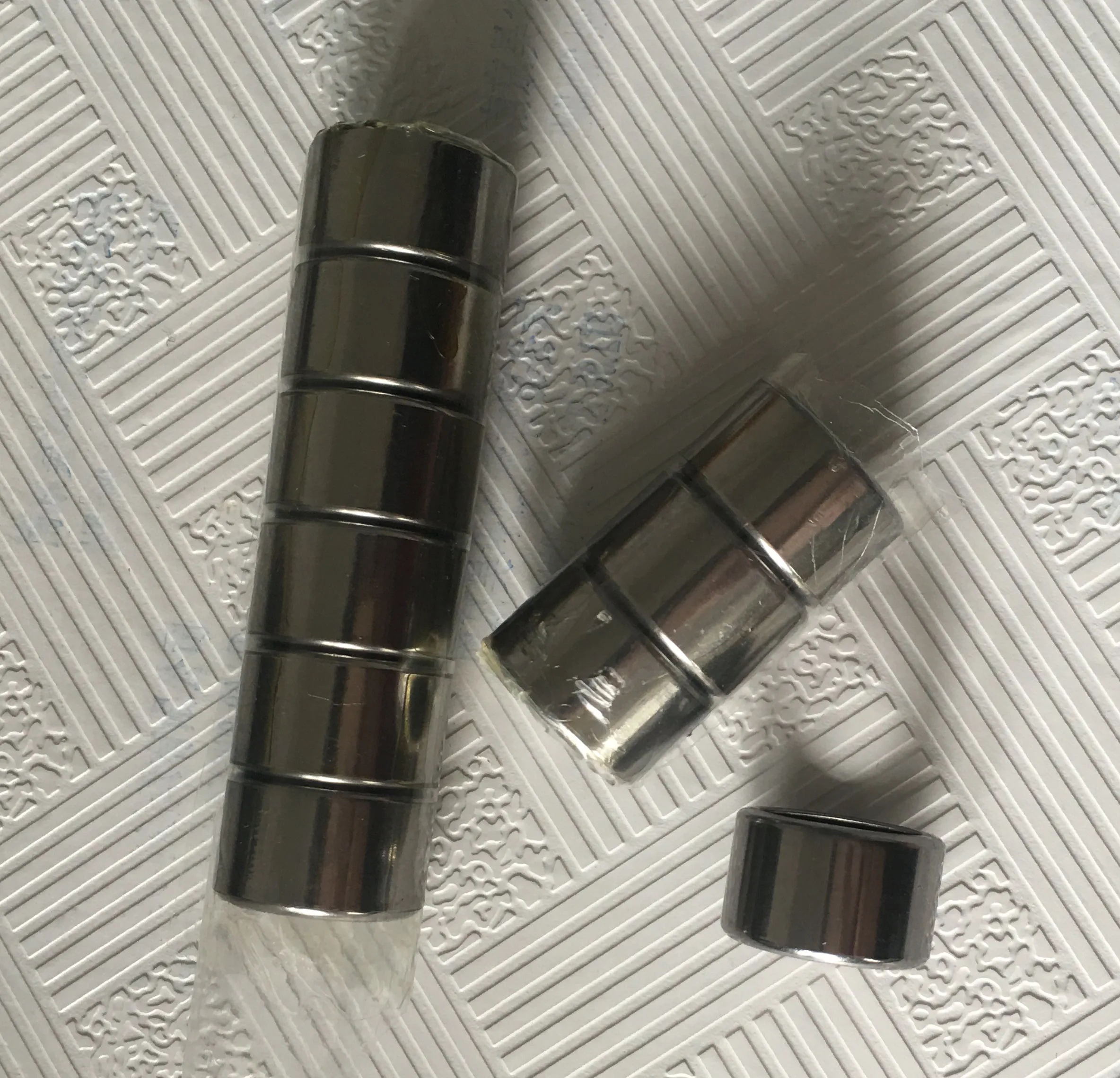 2 Шт. HK222812 HK2212 37941/22 Штампованным наружным кольцом Тип Игольчатый Роликовый