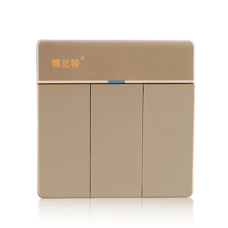 Переключатель розетки настенный выключатель трехкратной формы управляется с