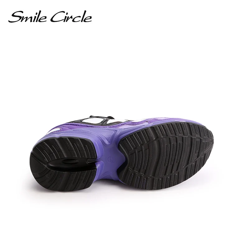 Кроссовки со смайликом сезон весна осень женские модные разноцветные туфли на