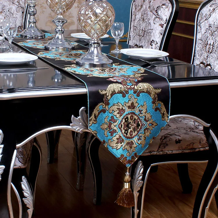 Европейские классические Вышивка жаккардовые кровать флаг Настольная дорожка