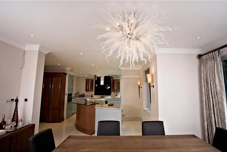 

2018 New Arrival Hand Blown White Flush Mount Ceiling Light On Hot Sale