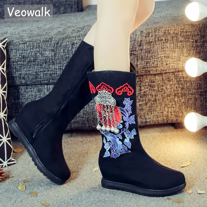 Женские парусиновые сапоги до середины икры Veowalk Chinese Hmong с серебристой вышивкой