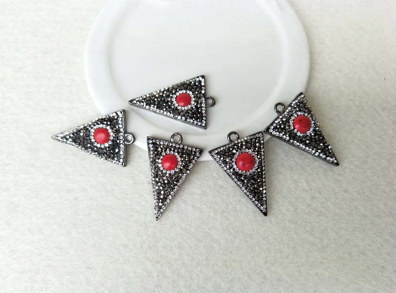 10 шт. Природный Druzy Howlite Красный Камень Треугольник Кулон проложить Кристалл