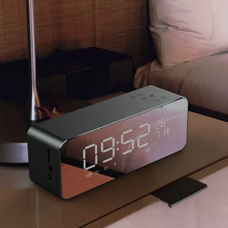 Bluetooth будильник цифровой металлический с FM радио и светодиодным