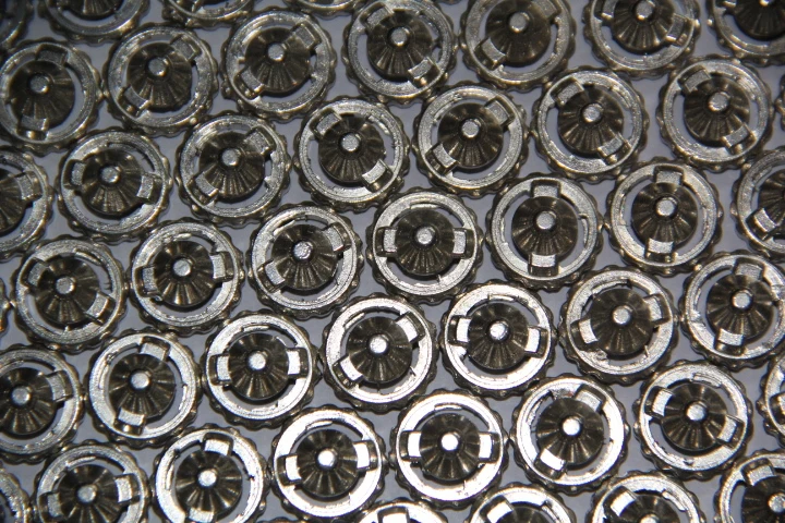 50 шт. набор из смешанных топов для спиннинга и металлических наконечников|beyblade