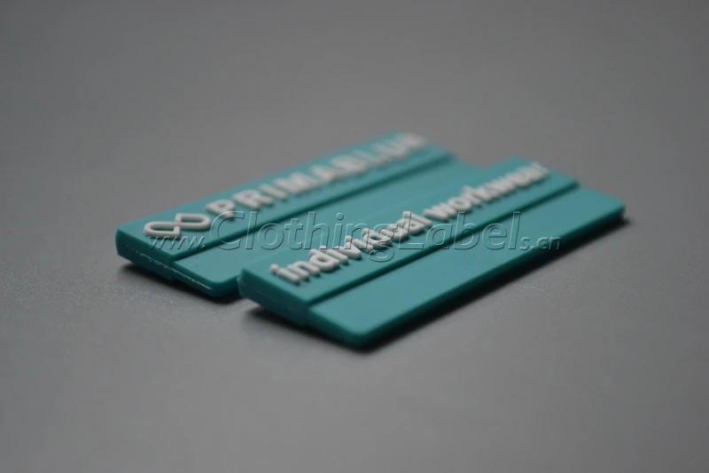 Зеленый ПВХ этикетки для наружной одежды сумки и т. Д. 3D резиновые накладки