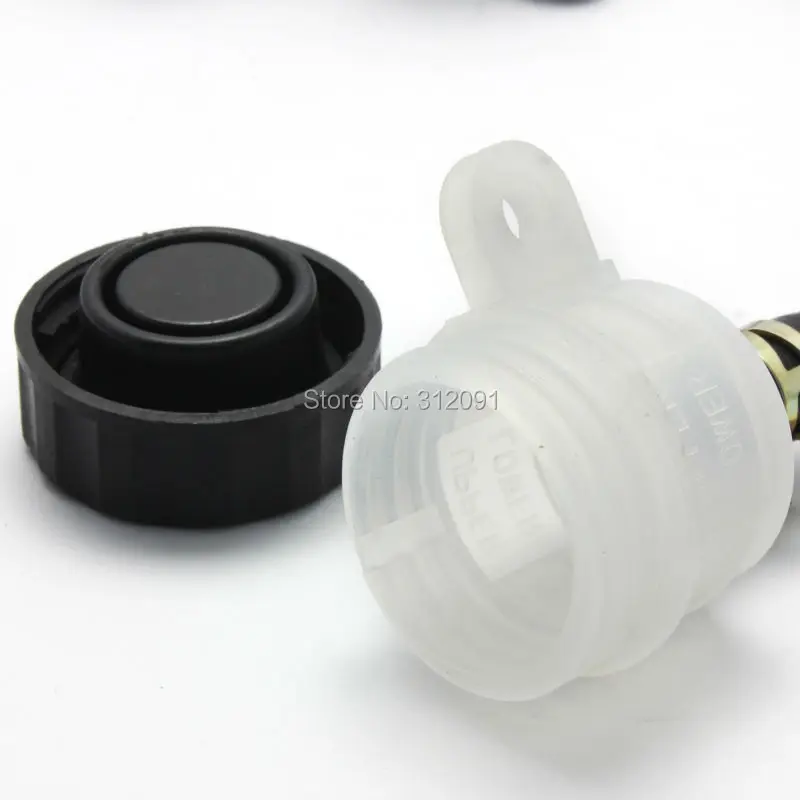 Задняя главный тормозной цилиндр для мотоциклов мотоцикл GSXR 600 750 ( 2001 2010 )|reservoir