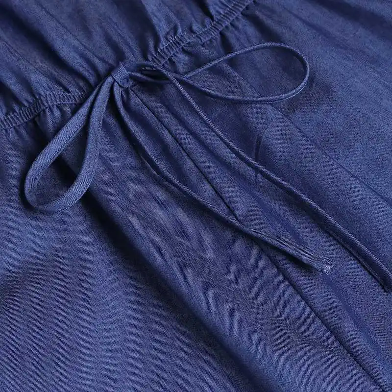 Женский джинсовый комбинезон с открытыми плечами свободные брюки широкими