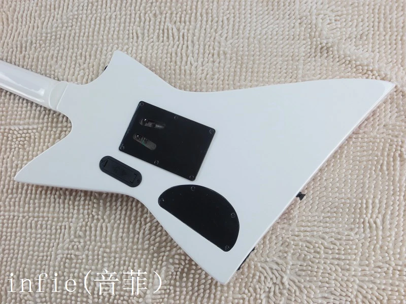 Free shipping new lectric guitar shaped active EMG pickups one drop of blood can be altered | Спорт и развлечения