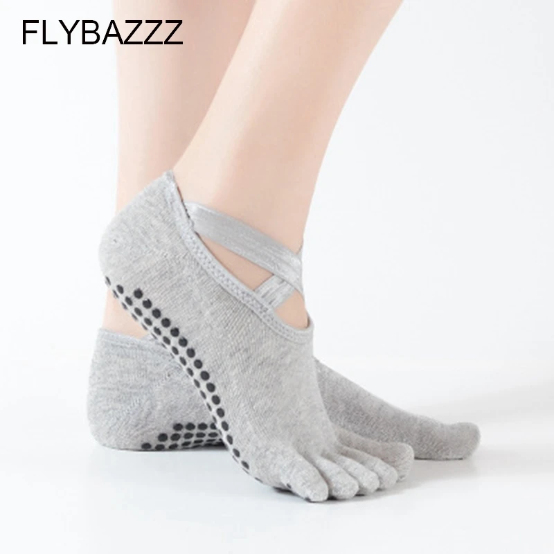 Light Gray Балетные Носки Для Йоги Нескользящие женские носки для танцев с низким вырезом носки с пятью пальцами мягкие хлопковые тапочки с открытой спиной - Цвет: Light Gray