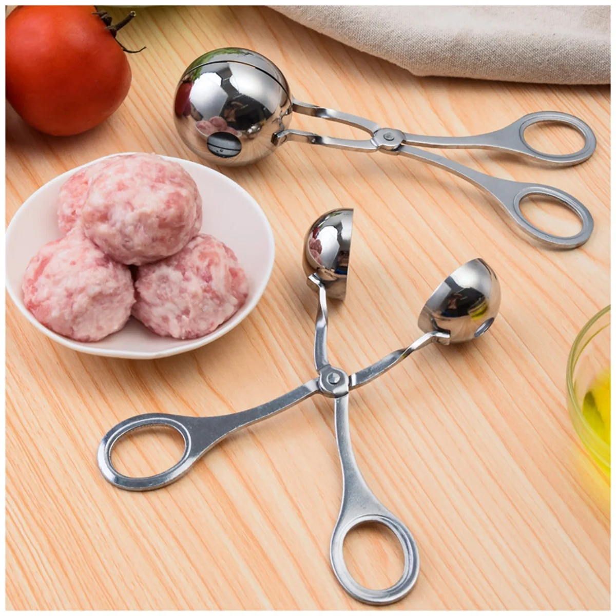 

Meat Ball Clamp with a Brush Stainless Steel kitchen Tools Accessories Gadgets Meatball Baker Baller 5cm 4cm Ball