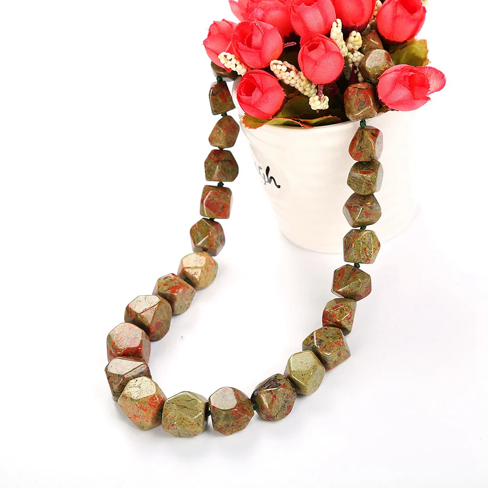 

Natural Stone Reiki Men Necklace Irregular Vintage Fashion Crystal Classic Exquisite Necklaces For Women Wedding Jewelry Gifts