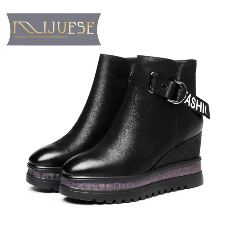 MLJUESE/женские ботильоны из коровьей кожи зимние короткие плюшевые ботинки на