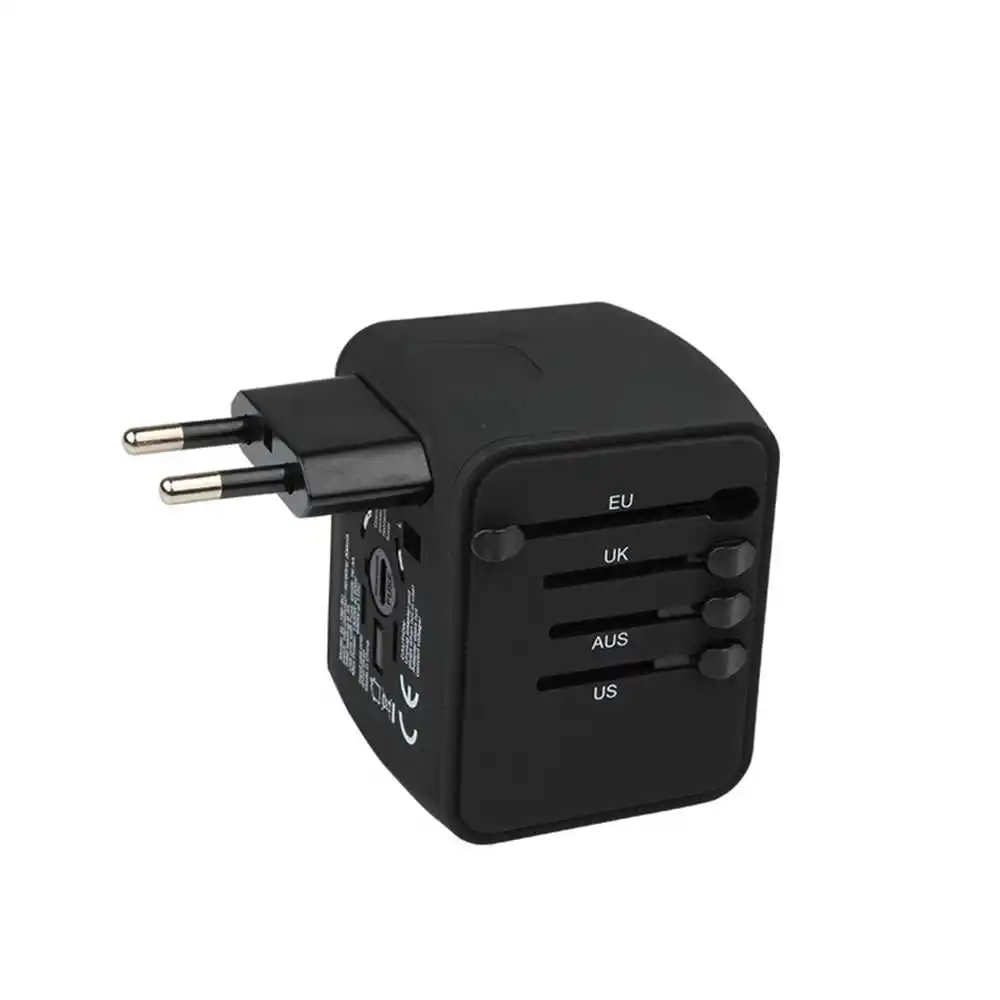 Дорожный адаптер универсальный питания с 4 USB портами 3 А настенное зарядное